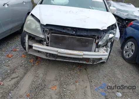 2006 Honda Odyssey Ex z USA, uszkodzony, nr VIN 5FNRL38446B458013